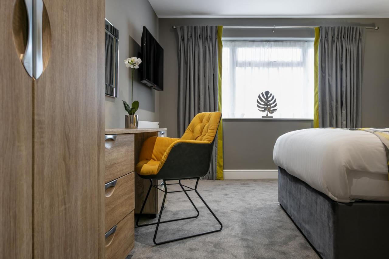 Roydon Marina Village Hotel ภายนอก รูปภาพ
